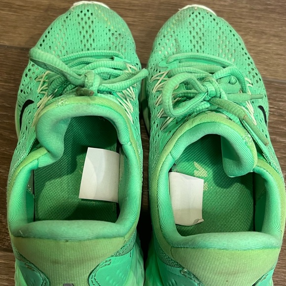 Women's Nike Lunar SkyLux Electro green - Picture 8 of 10